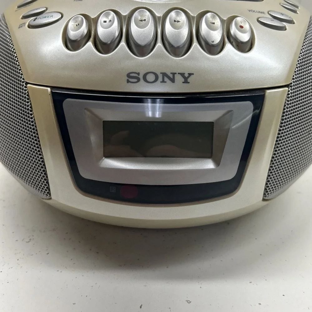 Sony CFD-E75 Boombox CD Player AM/FM Radio Cassette Tested w Power Cord ‼️READ